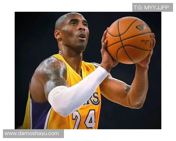 科比布莱恩特传奇生涯回顾与对篮球的深远影响分析