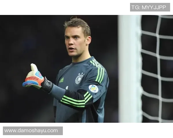 诺伊尔因重伤缺席整个赛季拜仁紧急求助德赫亚救急