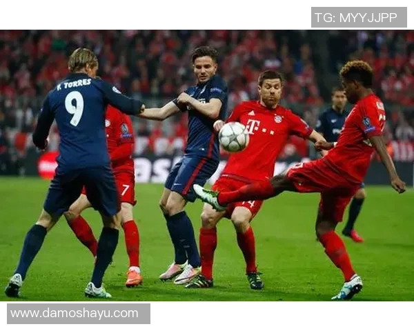 马德里竞技与拜仁慕尼黑精彩对决录像回放全程分析与精彩瞬间回顾 马德里竞技与拜仁慕尼黑精彩对决录像回放全程分析与精彩瞬间回顾